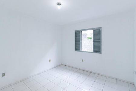 Quarto 1 de casa para alugar com 2 quartos, 55m² em Vila Nina, São Paulo