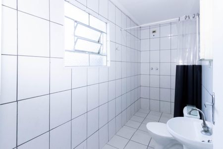 Casa para alugar com 55m², 2 quartos e sem vagaBanheiro