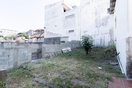 Casa para alugar com 55m², 2 quartos e sem vagaQuintal