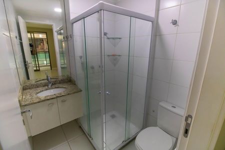 Apartamento à venda com 119m², 3 quartos e 2 vagasBanheiro da Suíte 3