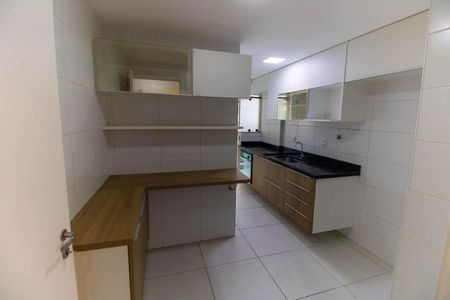 Apartamento à venda com 119m², 3 quartos e 2 vagasCozinha