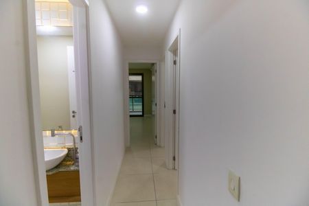 Apartamento à venda com 119m², 3 quartos e 2 vagasCorredor 