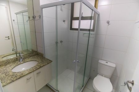 Apartamento à venda com 119m², 3 quartos e 2 vagasBanheiro das Suítes 1 e 2