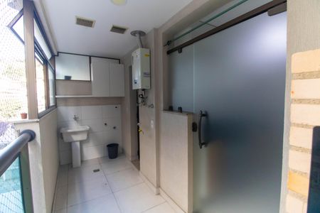 Apartamento à venda com 119m², 3 quartos e 2 vagasÁrea de Serviço