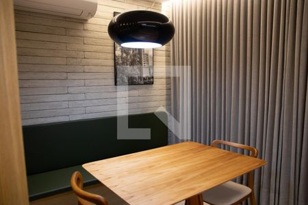 Apartamento para alugar com 75m², 2 quartos e 1 vagaSala