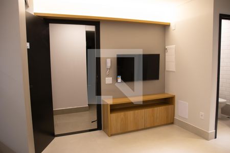Apartamento para alugar com 75m², 2 quartos e 1 vagaSala