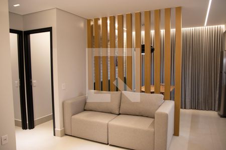 Sala de apartamento para alugar com 2 quartos, 75m² em Setor Bueno, Goiânia