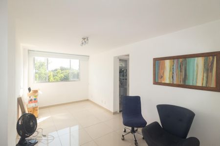 Sala de apartamento para alugar com 2 quartos, 40m² em Campo Grande, Rio de Janeiro