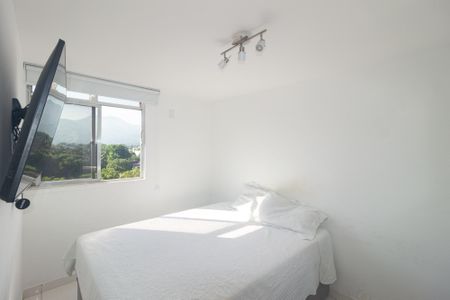 Quarto 1 de apartamento para alugar com 2 quartos, 40m² em Campo Grande, Rio de Janeiro