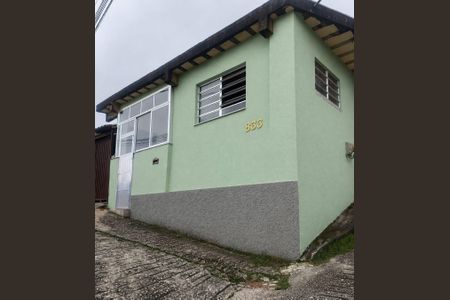 Casa para alugar com 80m², 1 quarto e sem vaga