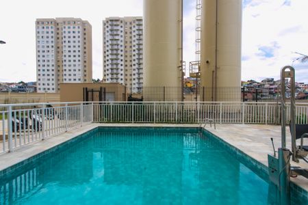 Apartamento para alugar com 33m², 2 quartos e sem vaga Apartamento para alugar com 33m², 2 quartos e sem vagaÁrea comum - Piscina