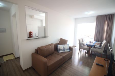Apartamento à venda com 53m², 2 quartos e 1 vagaSala