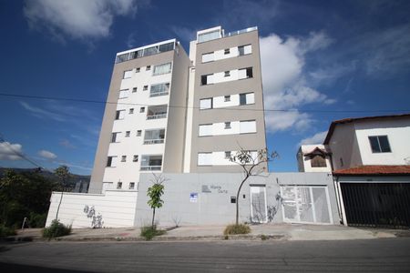 Apartamento à venda com 53m², 2 quartos e 1 vagaFachada/ Plaquinha Instalada 28/04/2026 AAIU-88