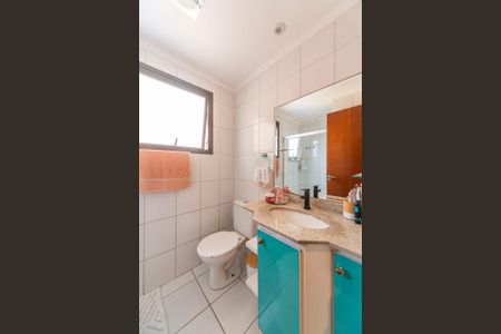 Apartamento à venda com 65m², 3 quartos e 2 vagasBanheiro