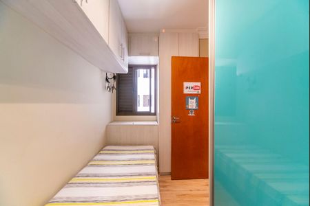 Apartamento à venda com 65m², 3 quartos e 2 vagasQuarto 2