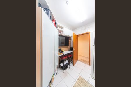 Apartamento à venda com 65m², 3 quartos e 2 vagasCozinha 