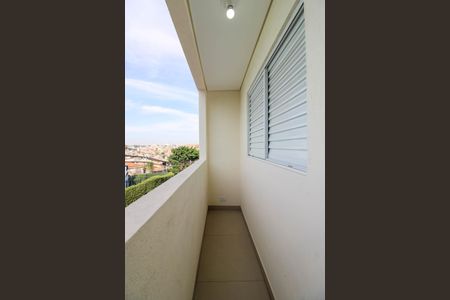 Varanda Quarto  de casa para alugar com 1 quarto, 35m² em Jardim Ipe, São Paulo