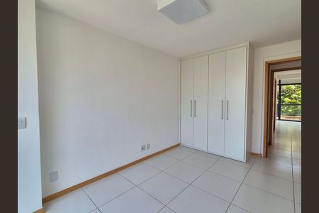 Casa de condomínio para alugar com 150m², 4 quartos e 3 vagas