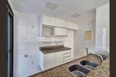 Casa de condomínio para alugar com 150m², 4 quartos e 3 vagas