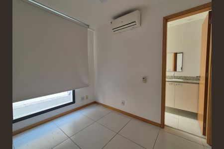 Casa de condomínio para alugar com 150m², 4 quartos e 3 vagas