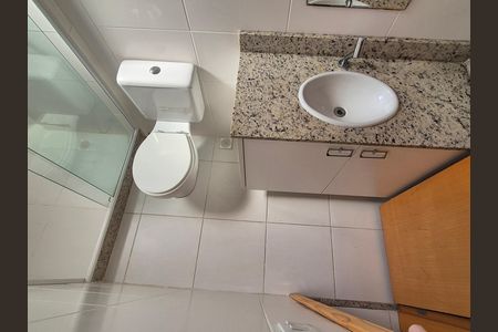 Casa de condomínio para alugar com 150m², 4 quartos e 3 vagas