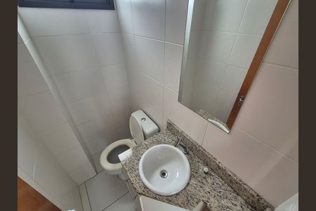 Casa de condomínio para alugar com 150m², 4 quartos e 3 vagas