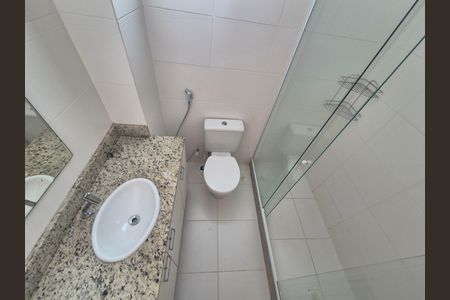 Casa de condomínio para alugar com 150m², 4 quartos e 3 vagas