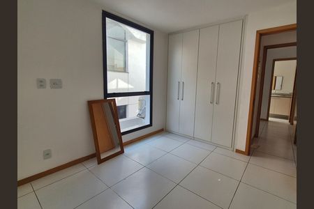 Casa de condomínio para alugar com 150m², 4 quartos e 3 vagas