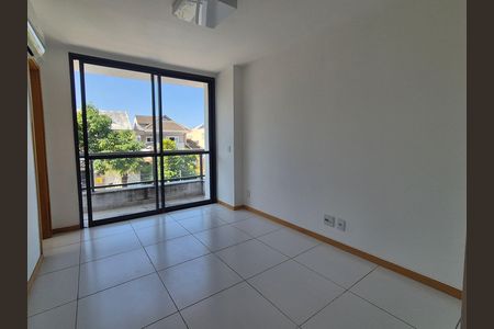Casa de condomínio para alugar com 150m², 4 quartos e 3 vagas