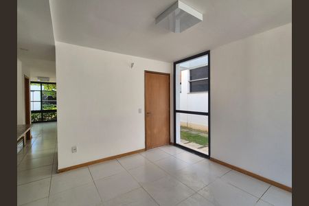 Casa de condomínio para alugar com 150m², 4 quartos e 3 vagas