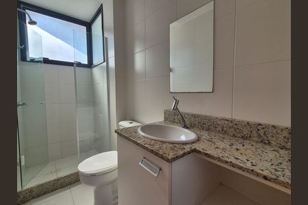 Casa de condomínio para alugar com 150m², 4 quartos e 3 vagas