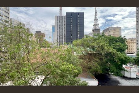 Vista da Sala de apartamento para alugar com 1 quarto, 45m² em Bela Vista, São Paulo