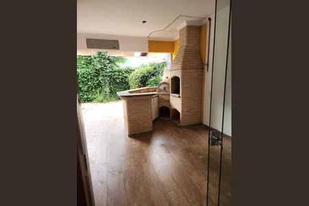 Casa para alugar com 220m², 4 quartos e 4 vagasChurrasqueira