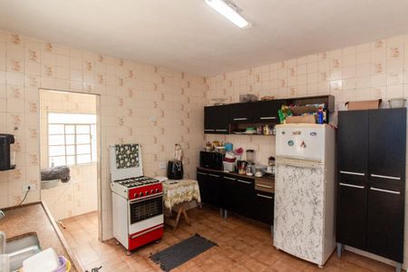 Casa à venda com 580m², 2 quartos e 12 vagasCozinha e Área de Serviço