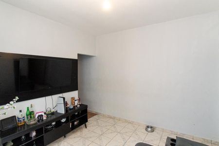 Casa à venda com 580m², 2 quartos e 12 vagasSala