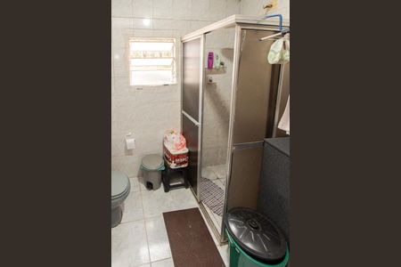Casa à venda com 580m², 2 quartos e 12 vagasCasa 2 - Banheiro