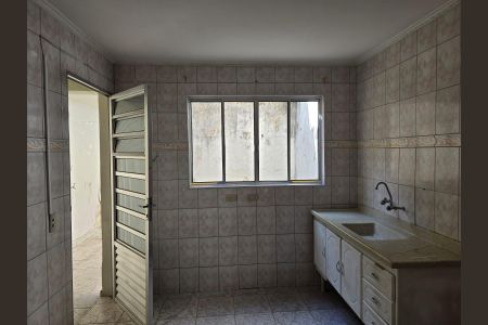 Casa para alugar com 84m², 2 quartos e 1 vagaCozinha 