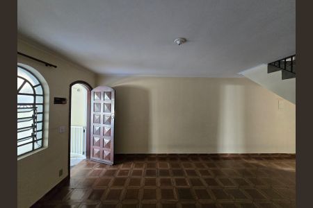 Casa para alugar com 84m², 2 quartos e 1 vagaSala 