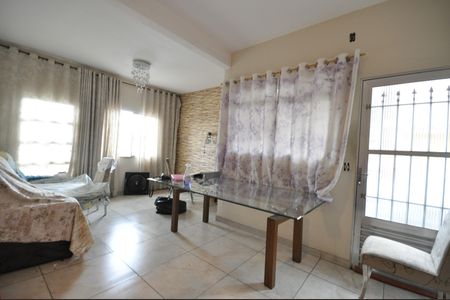 Sala 1 de casa à venda com 8 quartos, 400m² em Vila Maria Alta, São Paulo