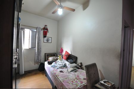 Casa à venda com 400m², 8 quartos e 4 vagasQuarto 2