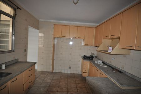 Casa à venda com 400m², 8 quartos e 4 vagasCozinha 2