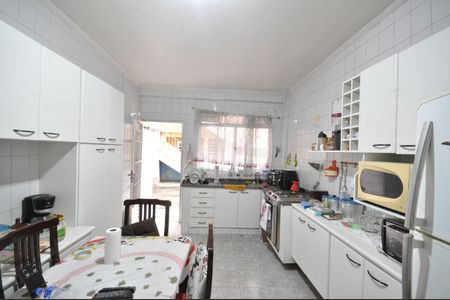 Casa à venda com 400m², 8 quartos e 4 vagasCozinha