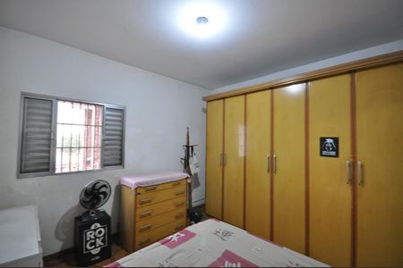Casa à venda com 400m², 8 quartos e 4 vagasQuarto 5