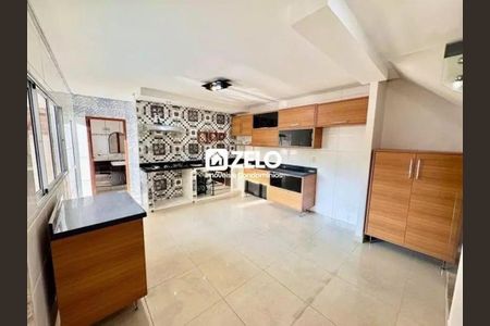 Casa à venda com 135m², 4 quartos e 3 vagasFoto 03