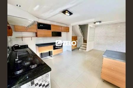 Casa à venda com 135m², 4 quartos e 3 vagasFoto 04