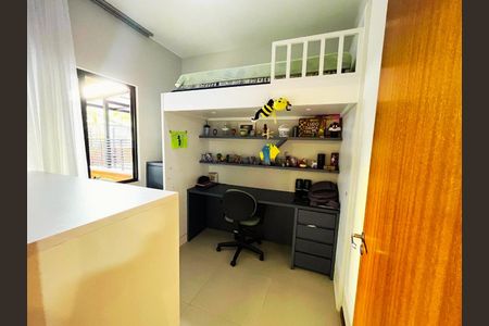 Quarto 3 de casa para alugar com 3 quartos, 103m² em Alto Ribeirão Leste, Florianópolis