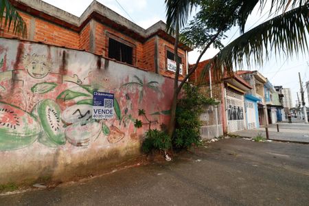 Casa à venda com 95m², 4 quartos e 1 vagaFachada