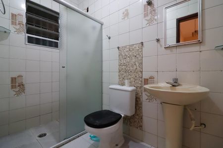 Casa à venda com 95m², 4 quartos e 1 vagaBanheiro