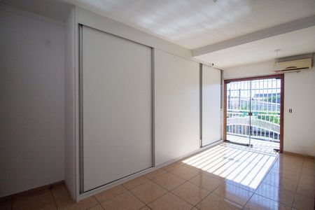 Casa para alugar com 190m², 3 quartos e 2 vagasSuíte