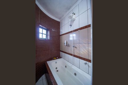 Casa para alugar com 190m², 3 quartos e 2 vagasBanheiro da Suíte